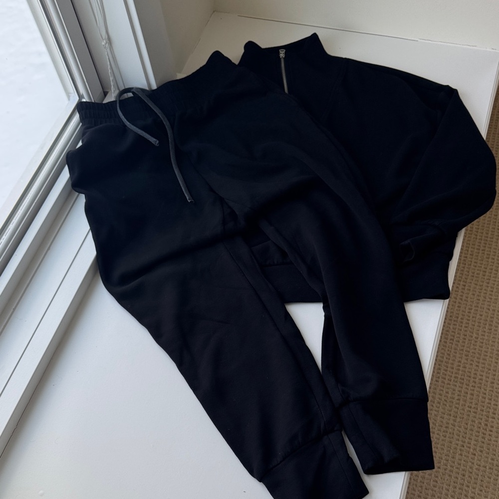 Varley Sweatsuit